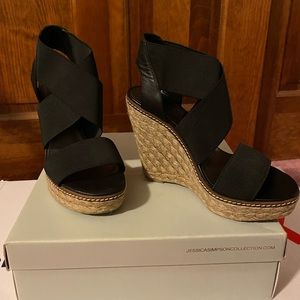 Jessica Simpson Wedges